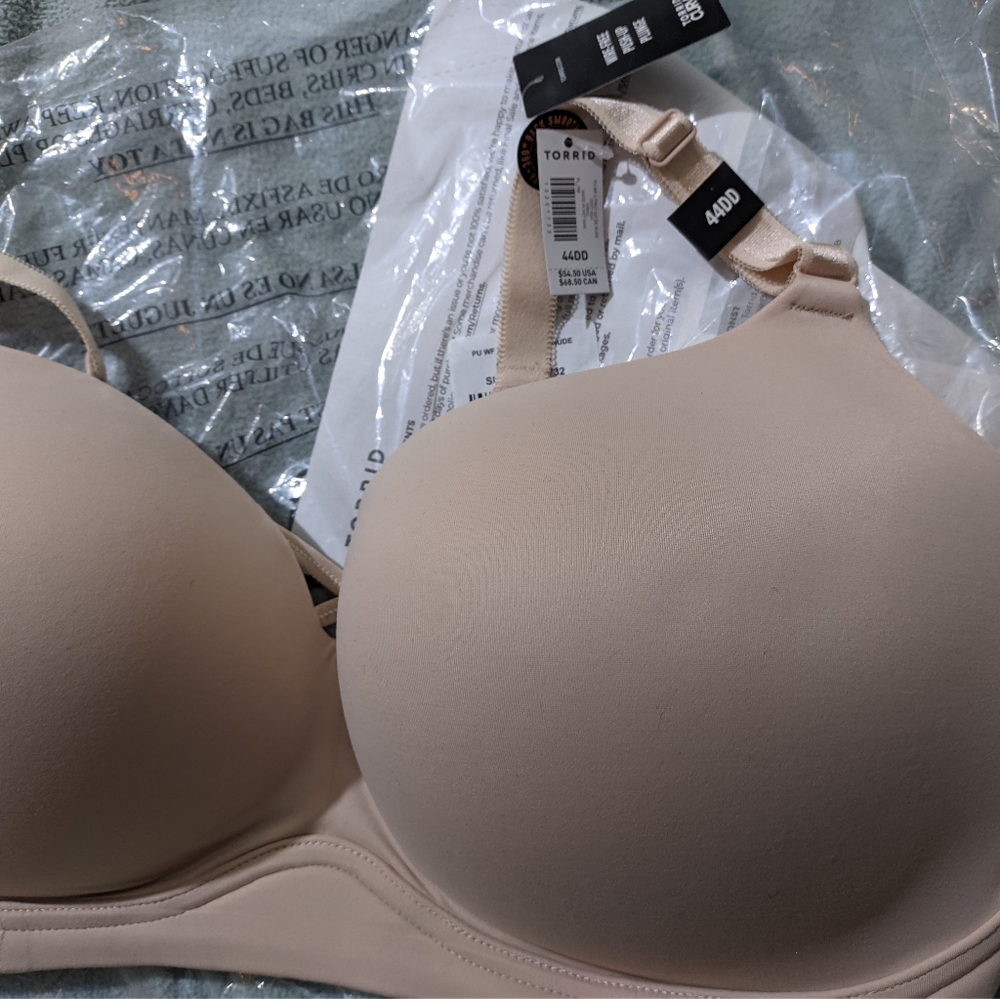 Torrid Wire-free push-up back smoothing bra